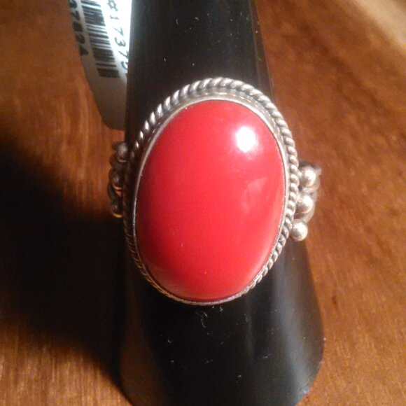Red Coral Sterling Silver Ring (Size 9) - Picture 9 of 10